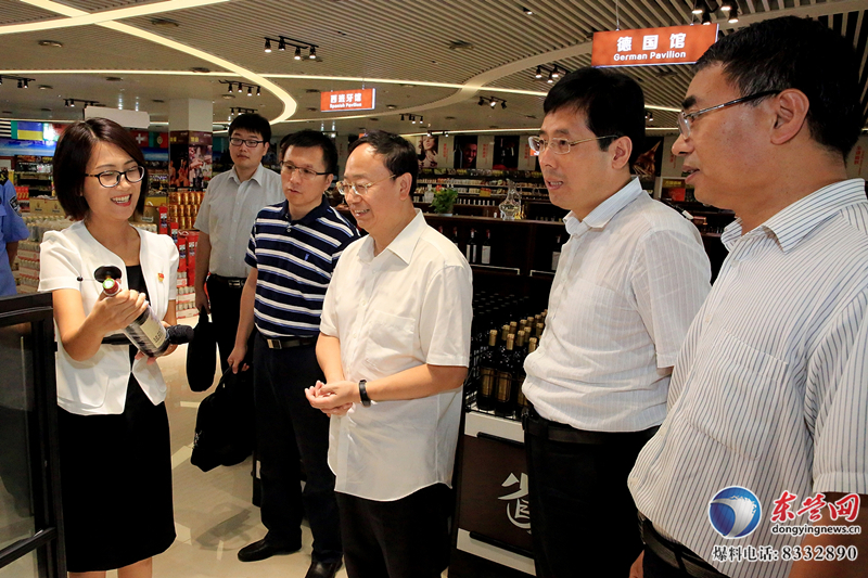 商务部综合司司长吴相仁来我市调研商务工作