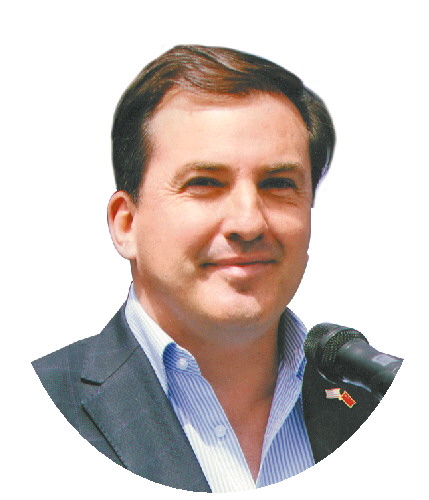 乌拉圭驻华大使 费尔南多·卢格里斯