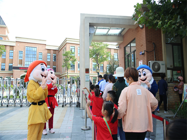 幼见美好东营市东五路幼儿园开学第一天